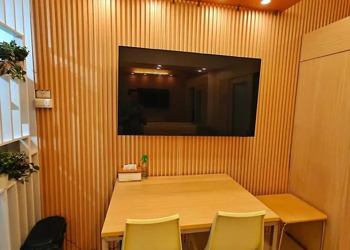 Cozy Modern 1br Light Residences With 55 Inches 4k Tv