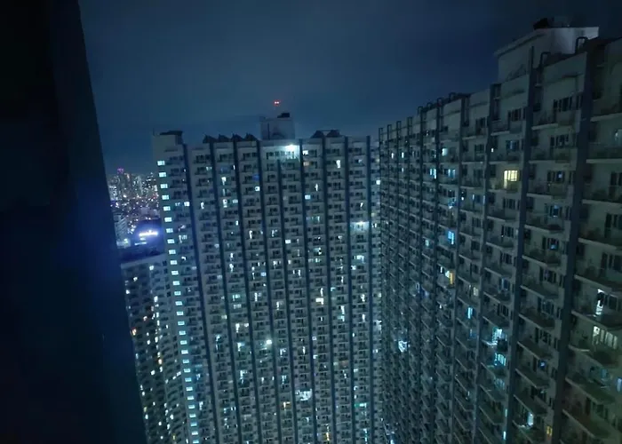 Apartment Cozy Modern 1br Light Residences With 55 Inches 4k Tv *